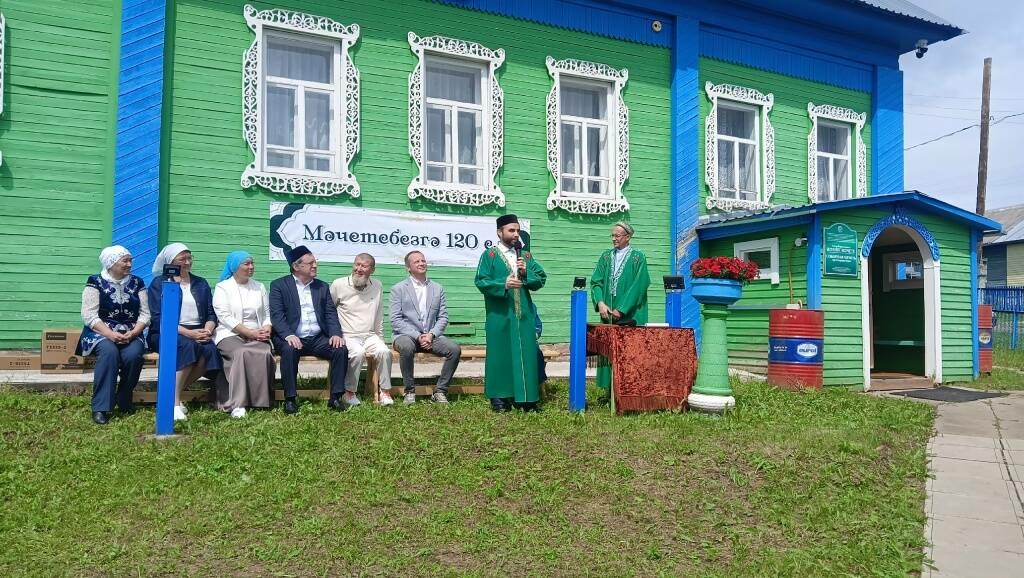 Татар Парҗысы мәчетенә 120 ел: «Саклаганнар, яклаганнар, манарасын да кистертмәгәннәр»