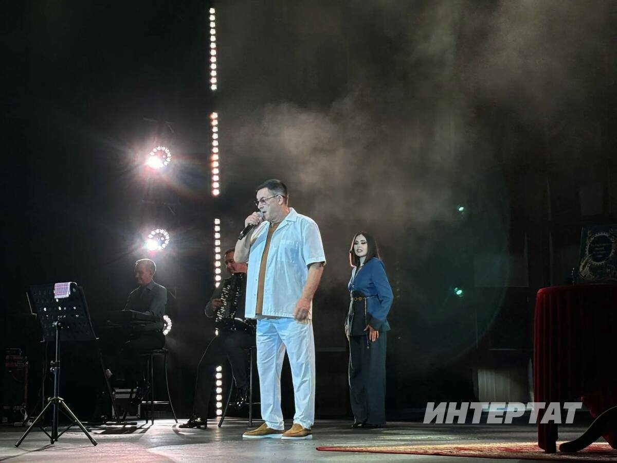 Салават Фәтхетдинов: «Безнең кадер артачак әле»