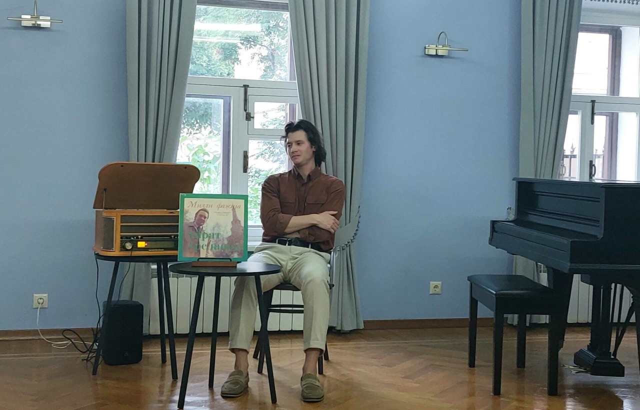 Сәйдәш музеенда винил кичәләр: «Милли фаҗига» пластинкасын тыңлап бөекләрне искә алдык