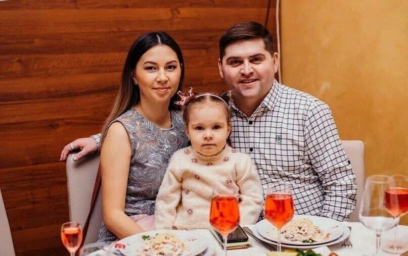 «Йокла, балам...» - Ленар Кәшәфетдинов 9 яшендә вафат кызына шигырь багышлаган